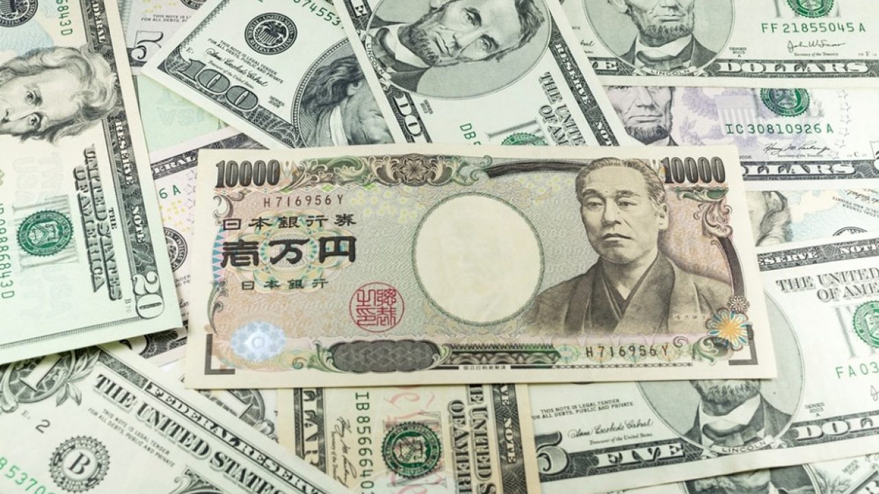 Il dollaro scivola mentre i mercati rimbalzano, yen un rialzo