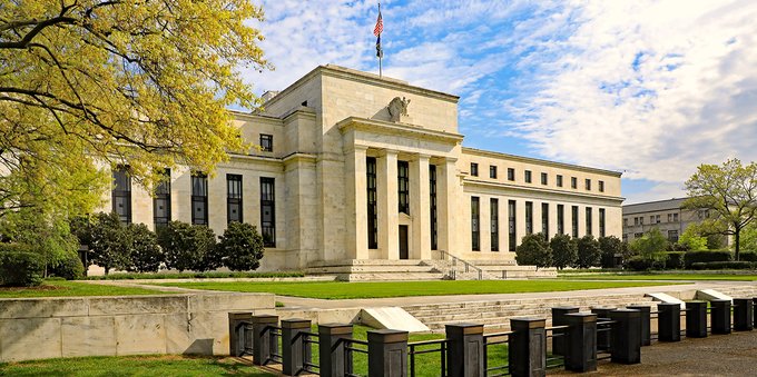 La FED terrà un incontro domani che potrebbe portare a un ulteriore aumento dei punti base a 75