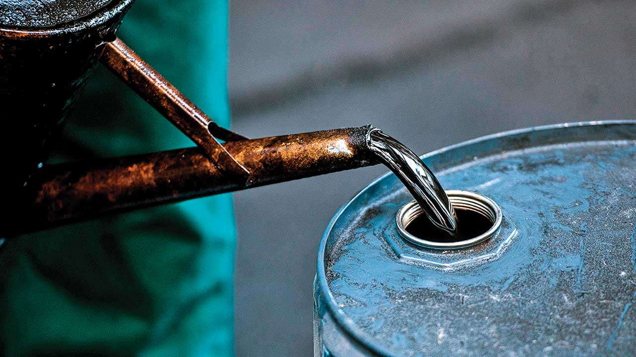 Il petrolio scende per il quarto giorno sulle preoccupazioni per la domanda cinese